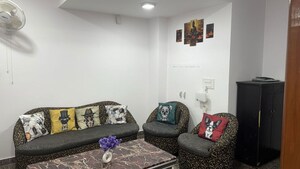 Living Room in 2 BHK Builder Floor at Ardee City, Sector 52 – for Rent