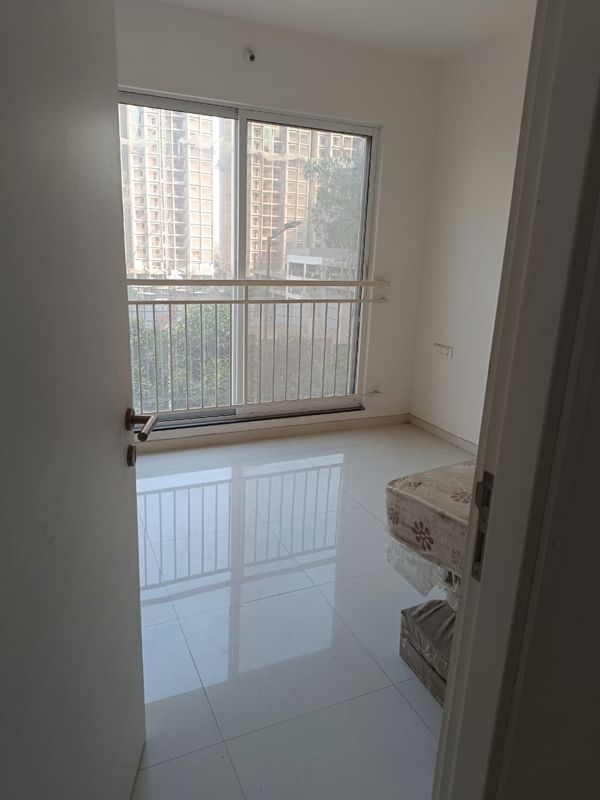 2 BHK 500 Sq.Ft. Apartment in Godrej Park Greens