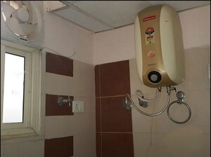 Bathroom in 3 BHK Apartment at Eldeco Elegante, Vibhuti Khand – for Rent