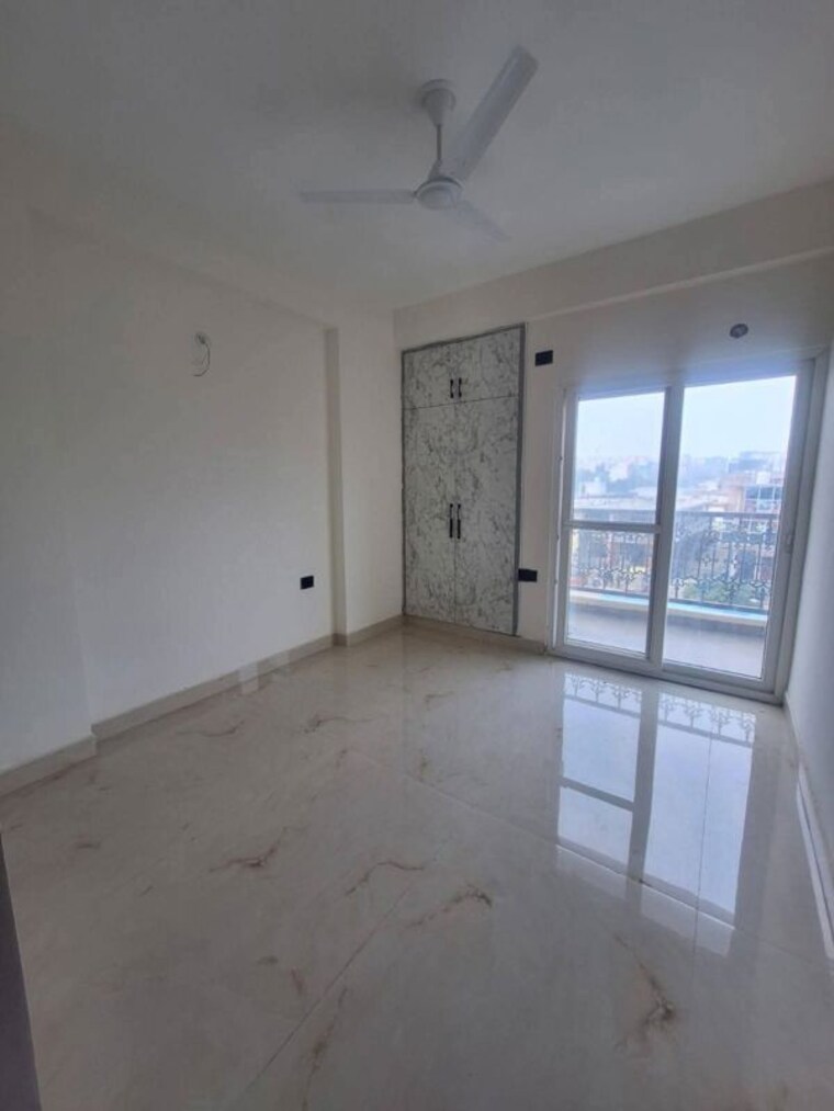 Room, trident-embassy 2.5 Bedroom 1150 Sq.Ft. Apartment In Sector 1 Greater Noida Greater Noida 10527700
