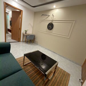 Living Room in 1 BHK Builder Floor at DLF The Grove, Sector 54 – for Rent
