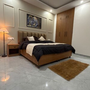Living Room in 1 BHK Builder Floor at DLF The Grove, Sector 54 – for Rent