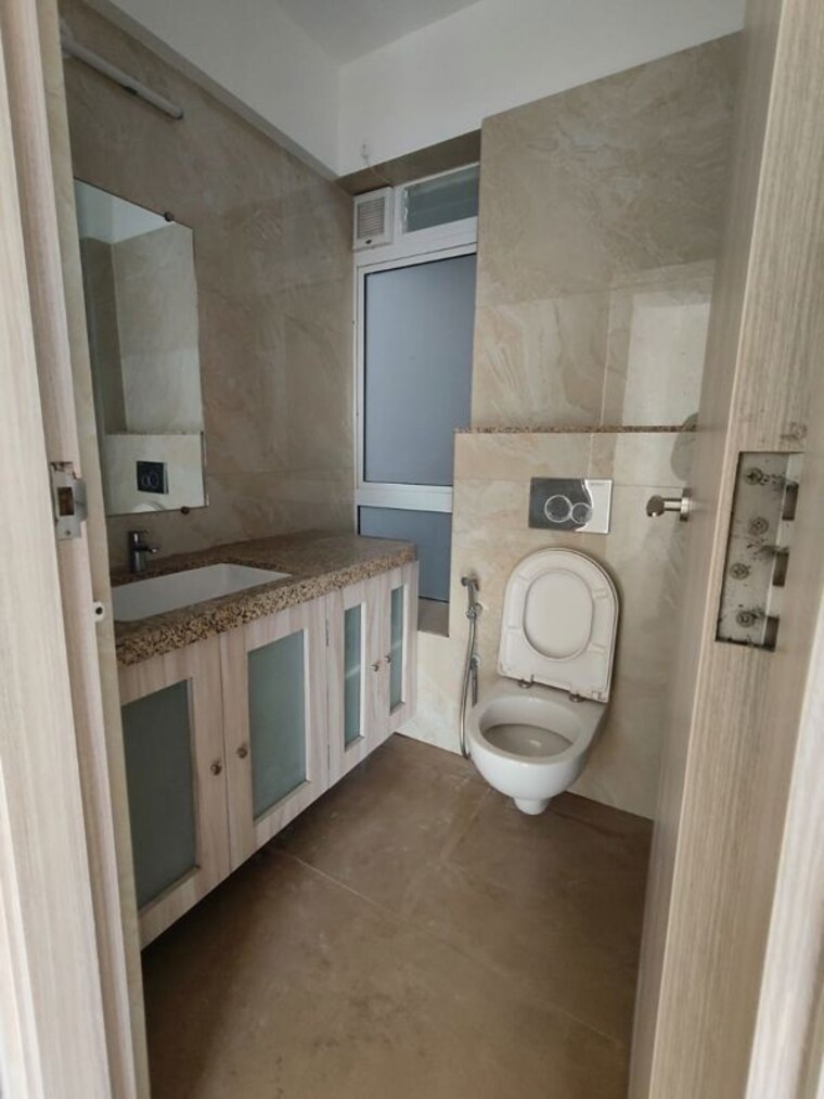 Bathroom, wadhwa-pristine 2 Bedroom 760 Sq.Ft. Apartment In Matunga West Mumbai 10527721