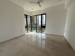 Room in 4 BHK Apartment at Lodha The Park, Worli – for Sale