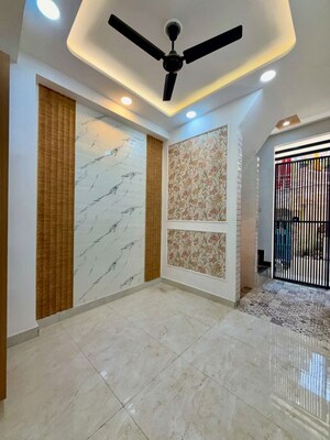 Room in 2 BHK Builder Floor at Uttam Nagar – for Sale