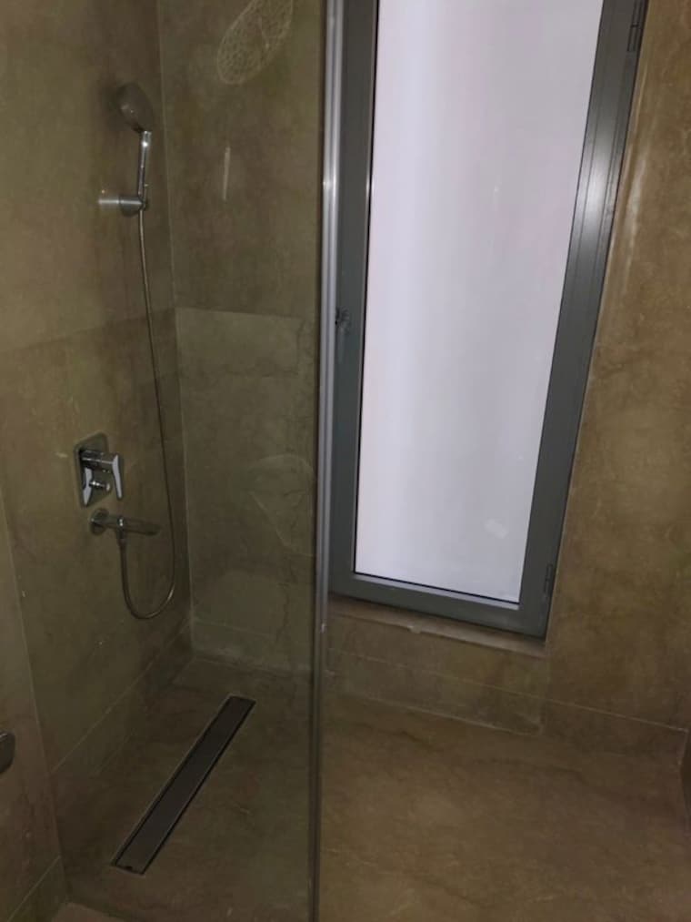 Bathroom, piramal-aranya-avyan 3 Bedroom 1100 Sq.Ft. Apartment In Byculla Mumbai 10527738