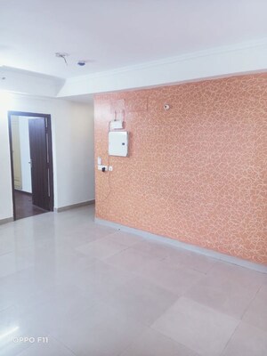 2 BHK Apartment For Rent in Amrapali Pan Oasis, Sector 70