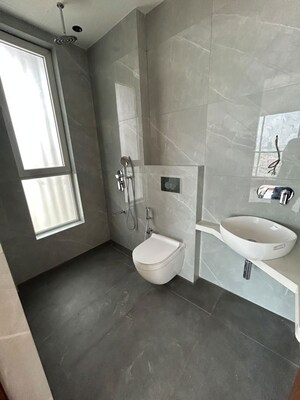 Bathroom in 5 BHK Apartment at Indiabulls Sky Forest, Lower Parel – for Rent