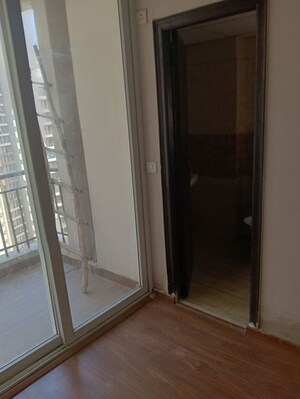 Building Lobby in 2.5 BHK Apartment at Amrapali Kingswood, Sector 4 Greater Noida – for Rent