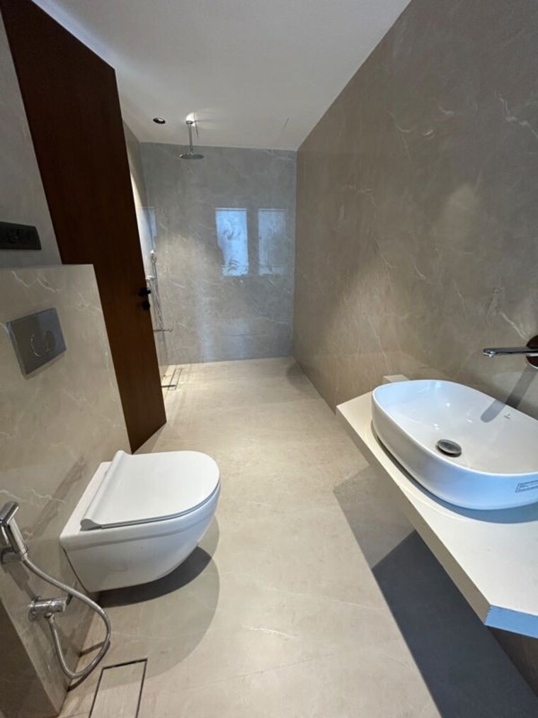 Bathroom, avighna-one-avighna-park 5 Bedroom 3300 Sq.Ft. Apartment In Lower Parel Mumbai 10527754