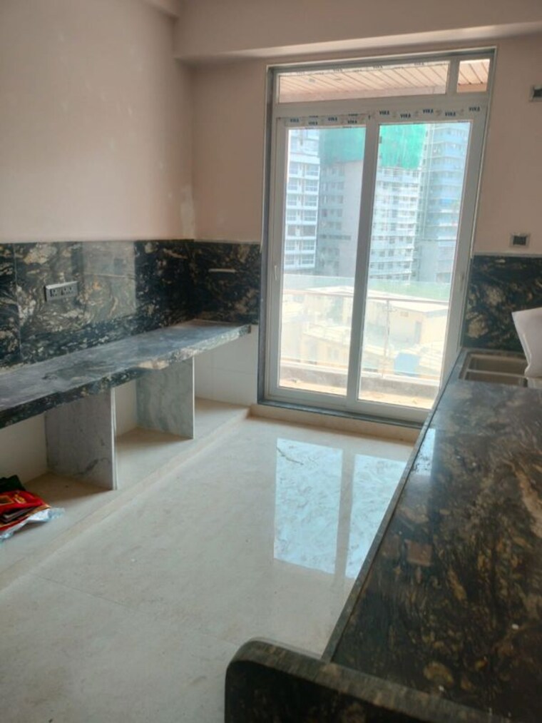 Kitchen, om-grand-pallazo 4 Bedroom 2600 Sq.Ft. Apartment In Prabhadevi Mumbai 10527740