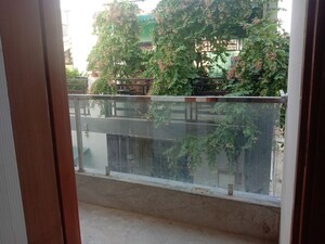 Swimming Pool in 3 BHK Builder Floor at Dwarka Mor – for Sale