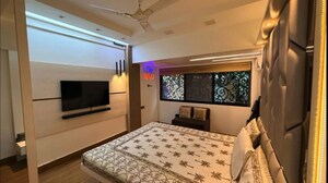 Bedroom in 6 BHK Villa at Lokhandwala Complex, Andheri West – for Sale