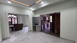 Parking in 5 BHK Apartment at Jubilee Hills – for Rent