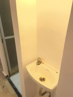 Bathroom in 1 BHK Apartment at Hiranandani Gardens Kingston, Powai – for Sale