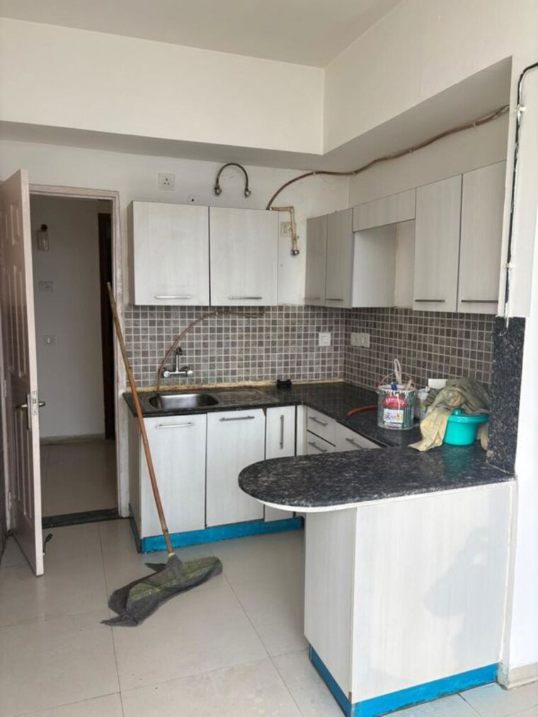 Kitchen, jaypee-green-pavillion-heights 1 Bedroom 936 Sq.Ft. Apartment In Sector 128 Noida 10527792