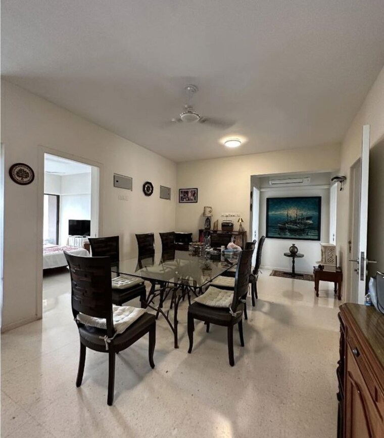 Dining area, juhu 3 Bedroom 1868 Sq.Ft. Apartment In Juhu Mumbai 10401887