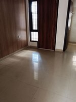 3 BHK + Study Room 2000 Sq.Ft. Builder Floor in Sushant Lok 2