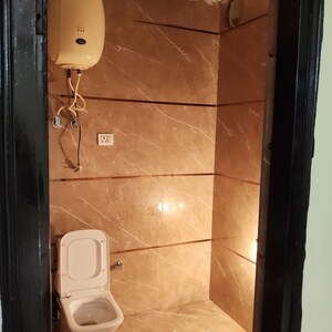 Bathroom in 2 BHK Builder Floor at Sector 7 – for Rent