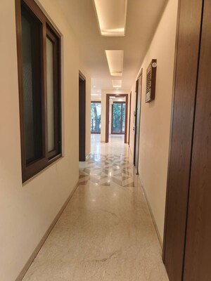 Building Lobby in 4 BHK Builder Floor at Safdarjung Development Area – for Rent
