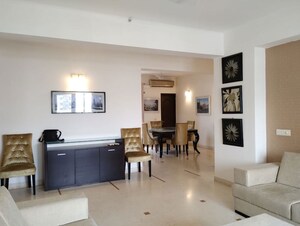 Living Room in 3.5 BHK Apartment at Vipul Belmonte, Sector 53 – for Rent