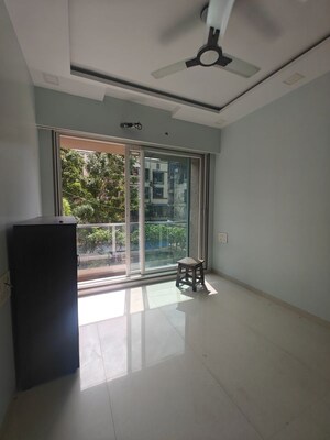 Room in 2 BHK Apartment at Metro The Palms, Nerul – for Rent
