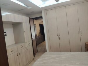Building Lobby in 3 BHK Builder Floor at Safdarjung Development Area – for Rent
