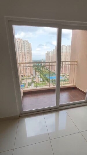 Room in 2 BHK Apartment at Prestige Finsbury Park Hyde, Bagaluru – for Sale