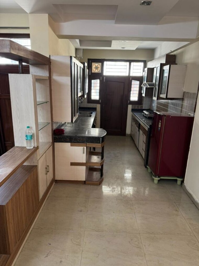 Kitchen, pir machalla 3 Bedroom 1650 Sq.Ft. Apartment In Pir Machalla Zirakpur 10527930