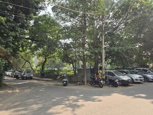 Parking in  Office Space at South Delhi – for Rent