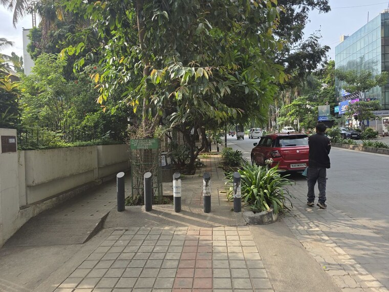  Parking, defence colony 3 Bedroom 7000 Sq.Ft. Independent House In Defence Colony Bangalore 10459551