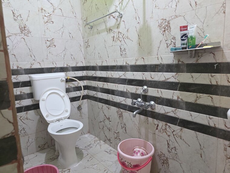 Bathroom, jagadish nagar 3 Bedroom 1000 Sq.Ft. Independent House In Jagadish Nagar Bangalore 10407463