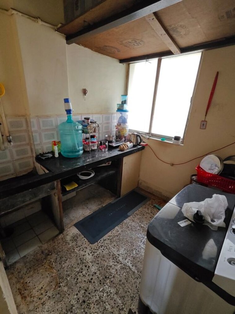 Team Area, krishna-galaxy-santacruz 1 RK 350 Sq.Ft. Apartment In Santacruz East Mumbai 10527944
