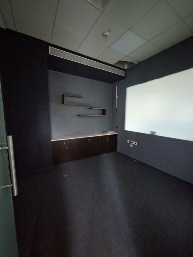 Team Area, hadapsar Commercial Office Space 5000 Sq.Ft. In Hadapsar Pune 10525503