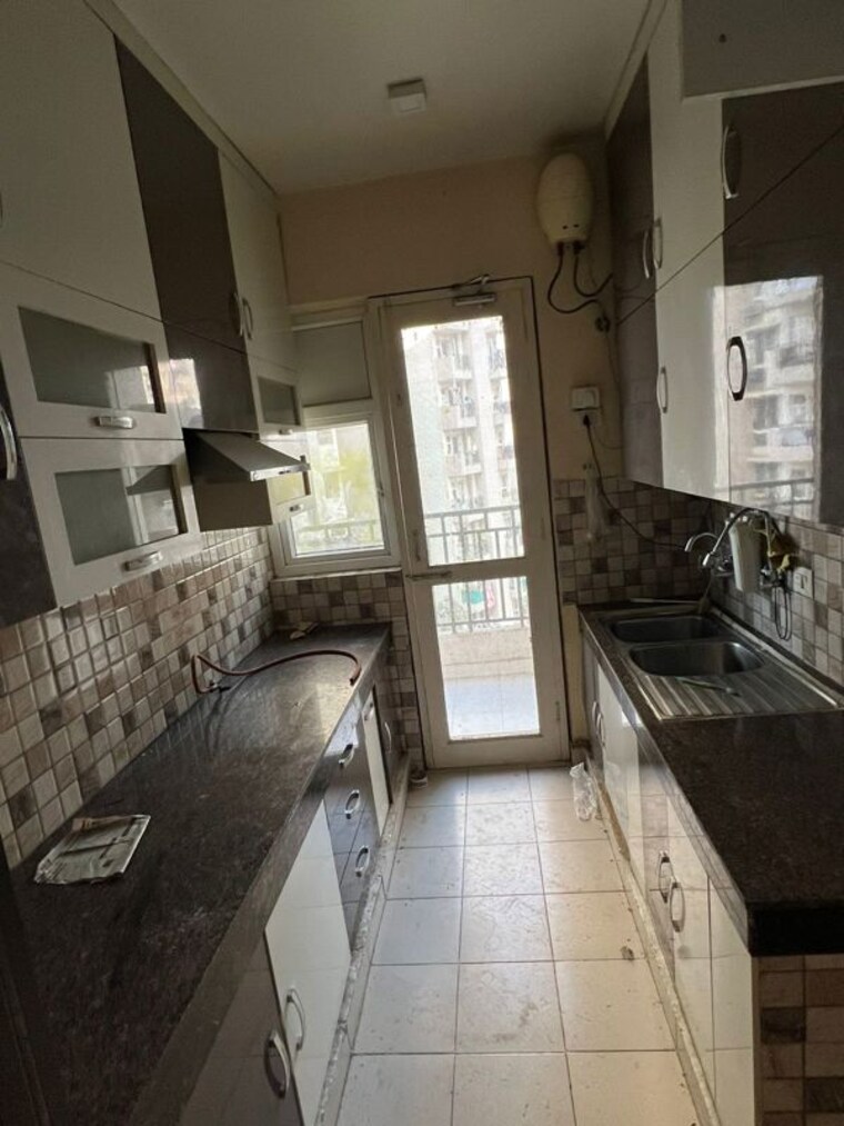Kitchen, mapsko-paradise 3 Bedroom 1340 Sq.Ft. Apartment In Sector 83 Gurgaon 10527943