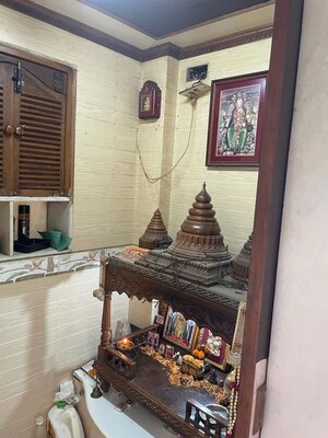 Bedroom in 2 BHK Apartment at Vinayak Apartment, Parel – for Rent