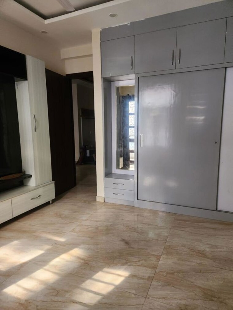 Room, sector 21 3 Bedroom 1600 Sq.Ft. Builder Floor In Sector 21 Gurgaon 10527993