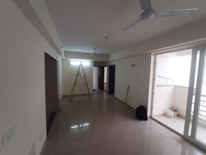 Room in 3 BHK Builder Floor at Sector 21 – for Rent