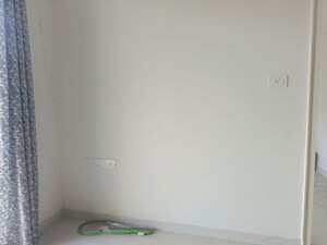 Room in 1 BHK Apartment at Runwal Gardens Phase 3, Dombivli East – for Rent