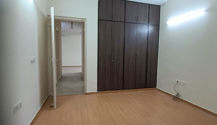Room, sector 22 3 Bedroom 1650 Sq.Ft. Builder Floor In Sector 22 Gurgaon 10528032