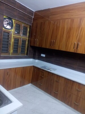 Kitchen in 2.5 BHK Builder Floor at Ashoka Enclave 3, Sector 35 – for Rent