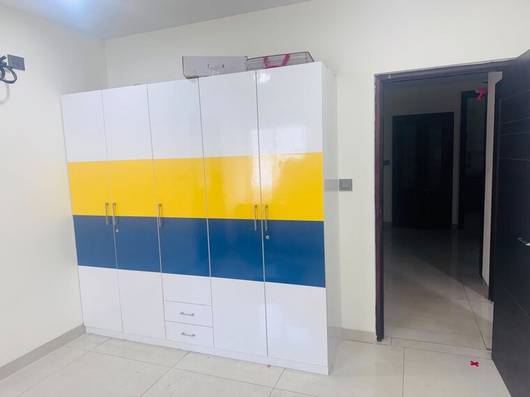 Bathroom, hallmark-vicinia 3 Bedroom 1932 Sq.Ft. Apartment In Narsingi Hyderabad 10528043