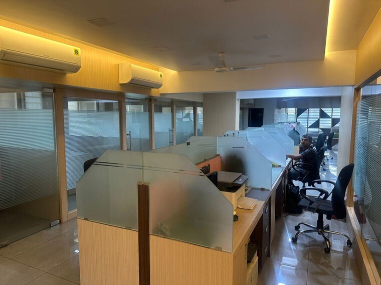 Team Area, agarwal-trade-center Commercial Office Space 3000 Sq.Ft. In Cbd Belapur Sector 11 Navi Mumbai 10528053