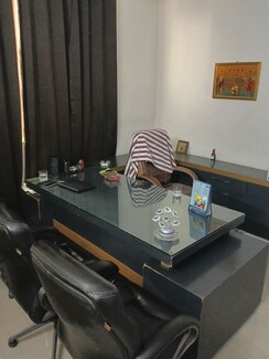 Office Space For Rent in VIP Road