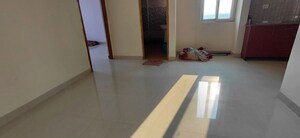 Room in 2 BHK Builder Floor at Gomti Nagar – for Rent