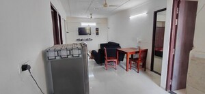 Team Area in 2 BHK Builder Floor at Gomti Nagar – for Rent