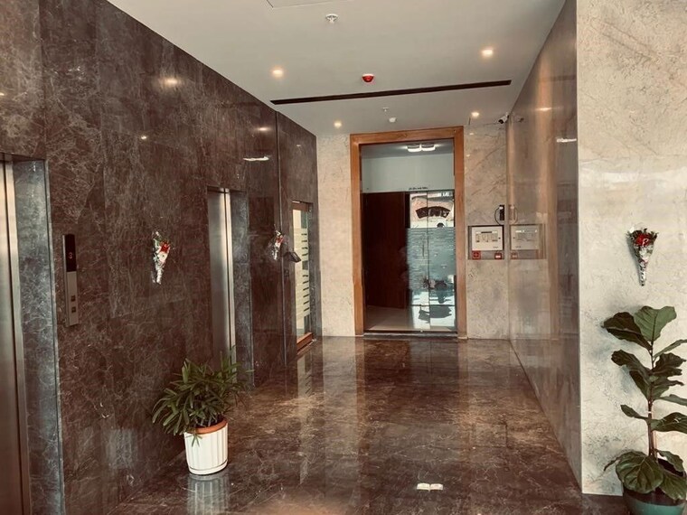 undefined, vijay nagar Commercial Office Space 1800 Sq.Ft. In Vijay Nagar Indore 10528127