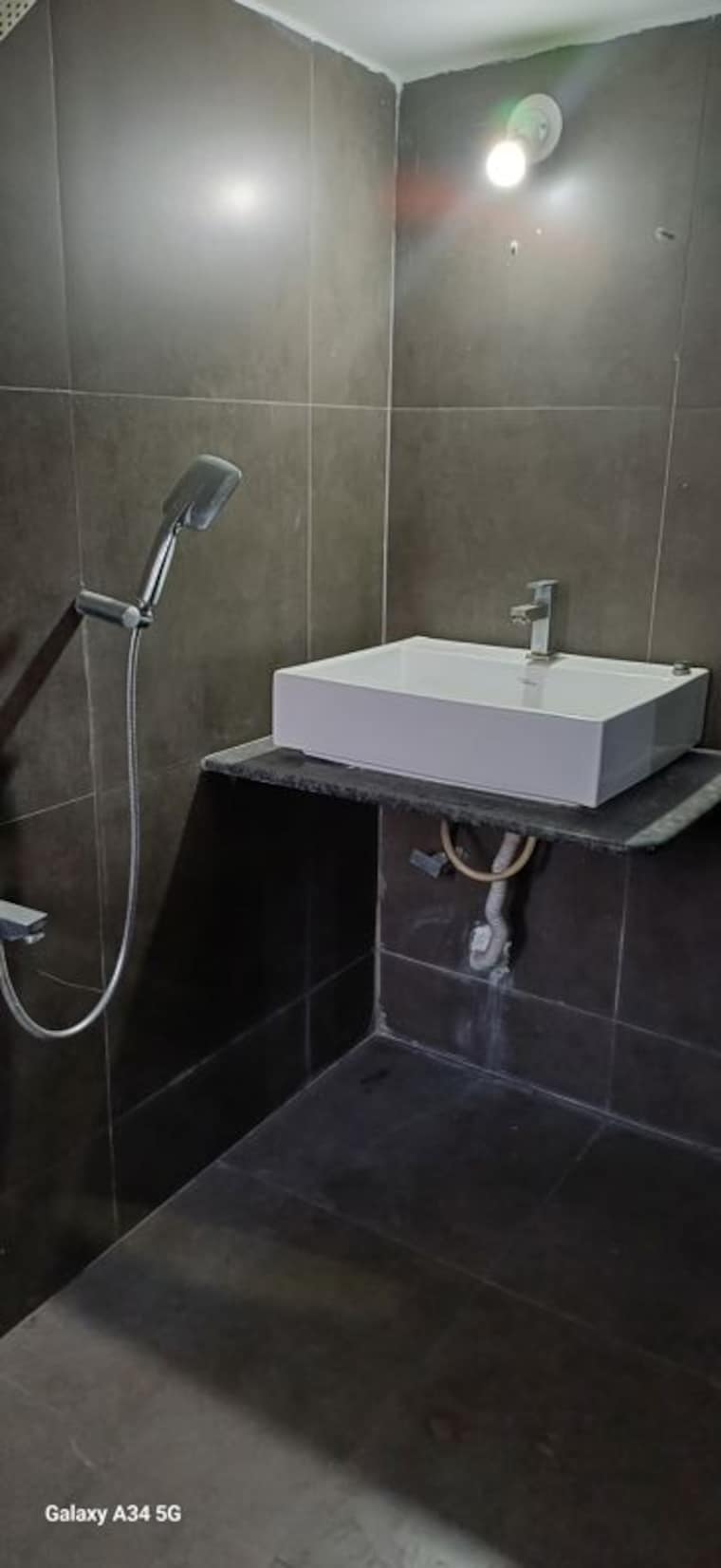 Bathroom, bhosale nagar 3 Bedroom 1300 Sq.Ft. Apartment In Bhosale Nagar Pune 10524883