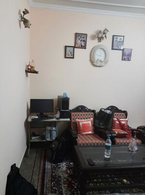 Living Room in 4 BHK Builder Floor at Sector 21 – for Rent