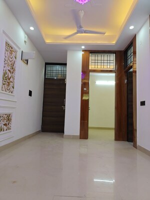 Building Lobby in 2 BHK Builder Floor at Pratap Vihar GDA Flats, Pratap Vihar – for Sale